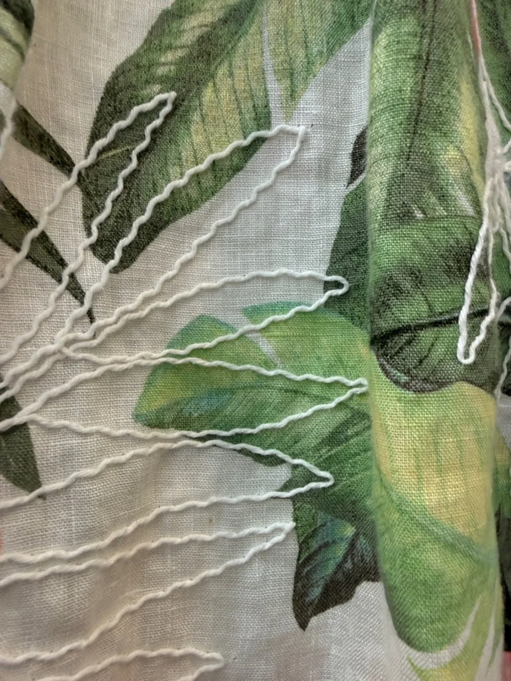Tommy Bahama Floral Linen Blend Blouse in Green and Pink NWT Lg - Picture 5 of 5